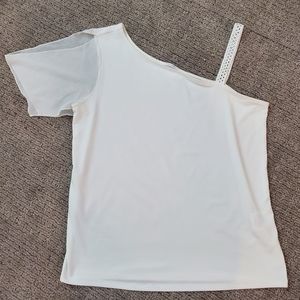 Tahari white asymmetrical one shoulder top size medium